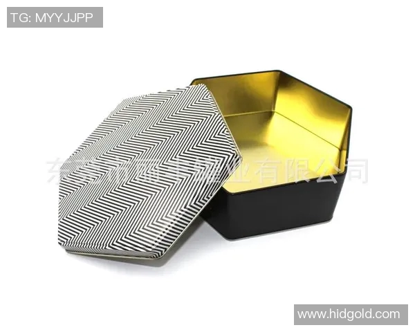 足球明星透明板夹的魅力与实用性探讨，提升你的收藏价值与使用体验